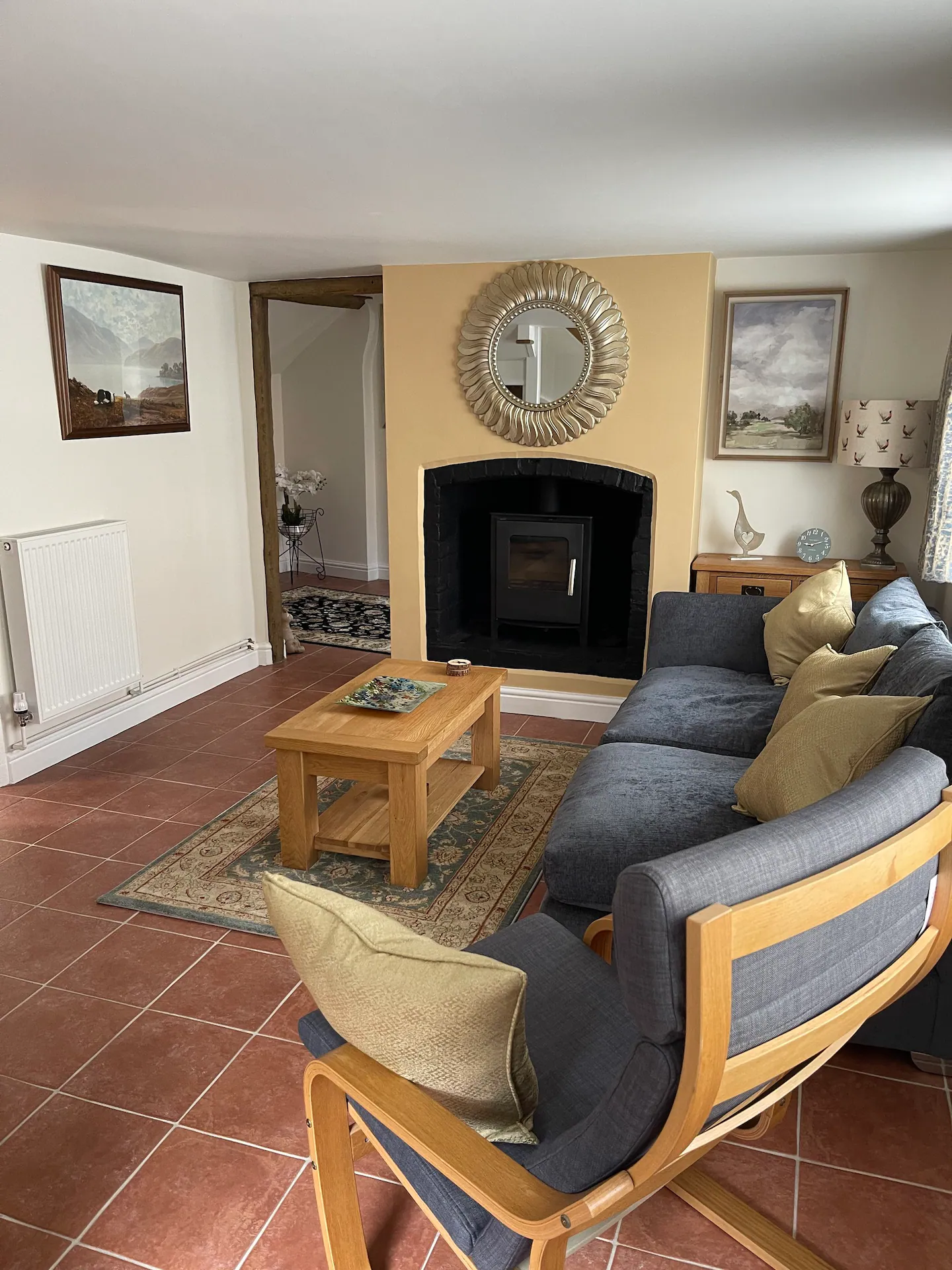 https://holidaycottagestratforduponavon.co.uk/wp-content/uploads/2024/12/dffbacec-3c78-4515-96f8-4d43facb3341-1.webp